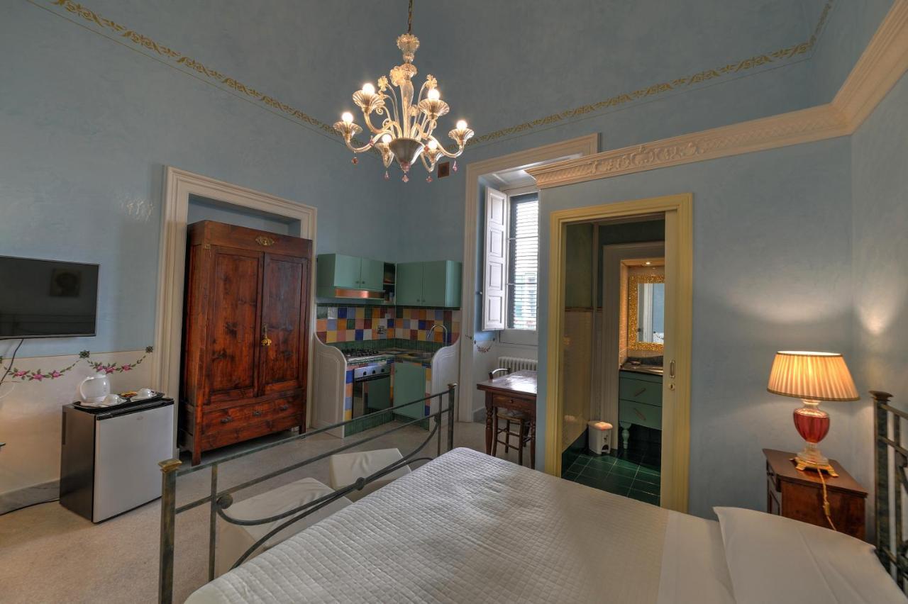 La Dimora Delle Rondini Bed & Breakfast Galatina Exterior photo